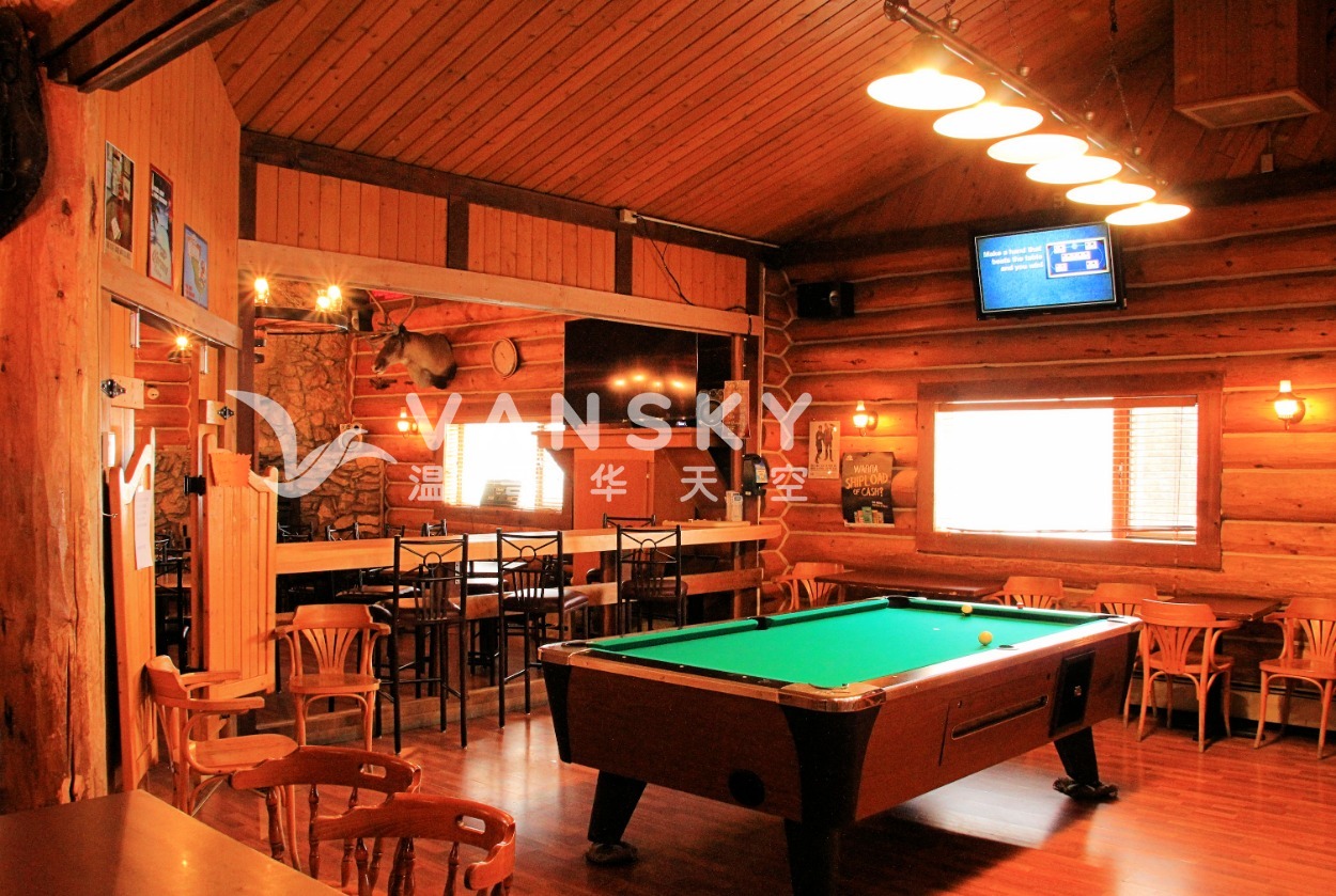 220820144938_pool room.jpg